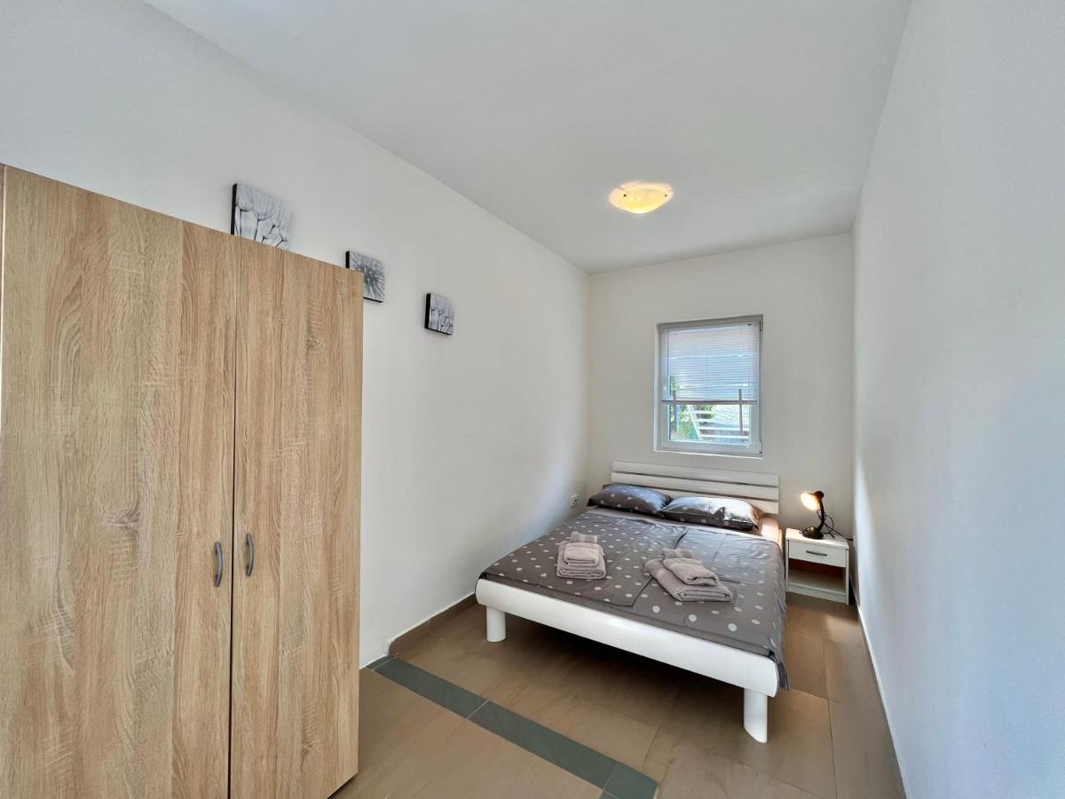 Apartman Velly Jadranovo Exterior foto