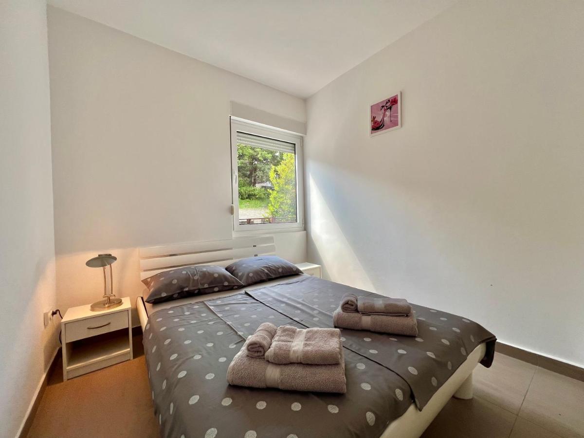 Apartman Velly Jadranovo Exterior foto